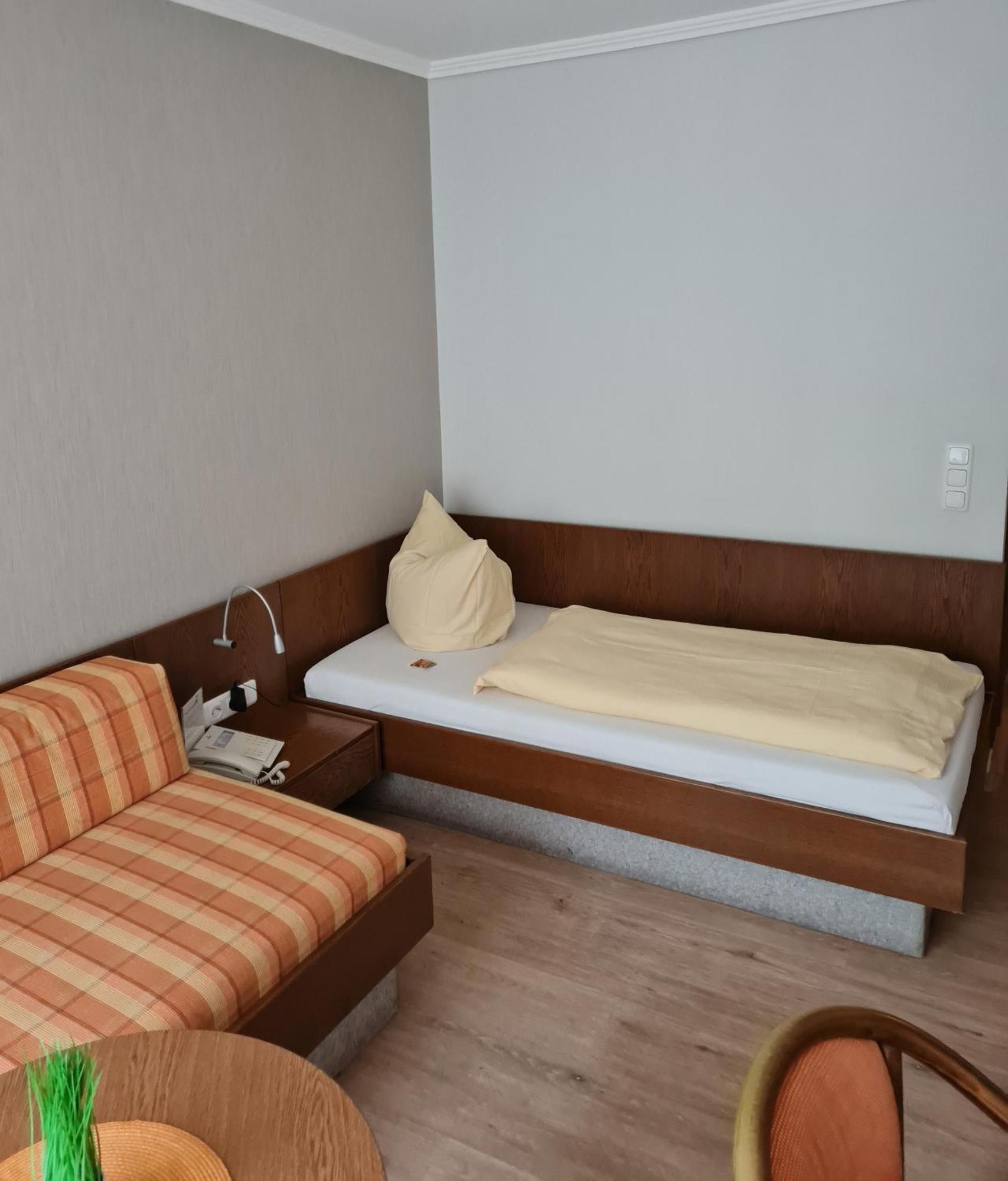 Hotel Stadt Витценхаузен Екстериор снимка